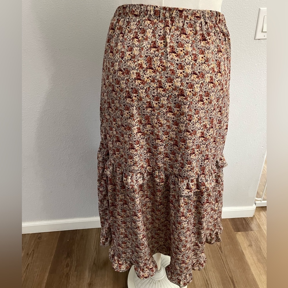 GiGio Maxi Ruffle Floral Skirt with Pockets Elastic Waist Size Medium - Picture 5 of 9